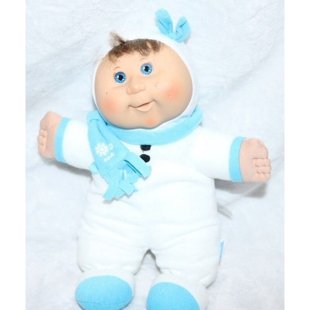 Cabbage Patch Kids CPK Holiday Doll Walmart Exclusive Girl Snow Suit Blue Scarf